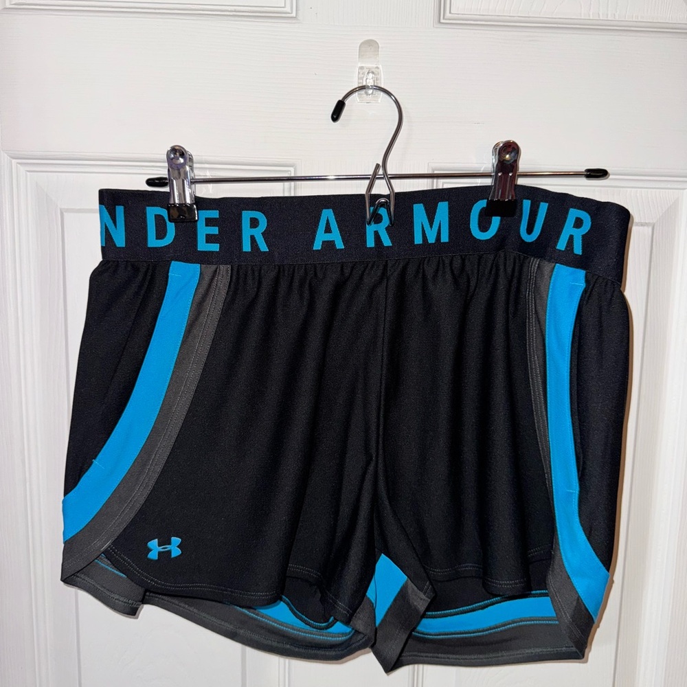Under Armour Black and Blue Athletic Shorts with Dynamic Design